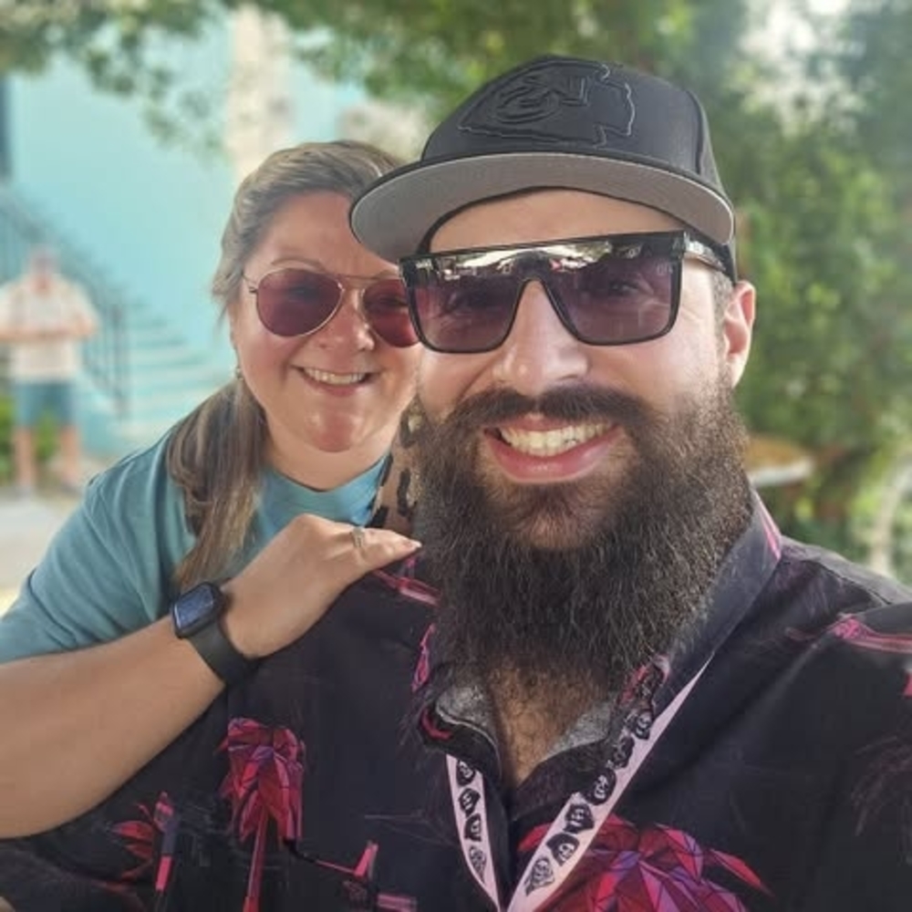 Meet your Posher, Logan